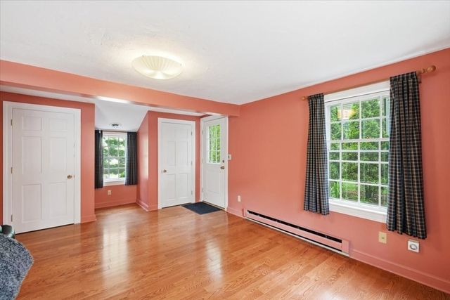 97 Green St, Needham, MA 02492