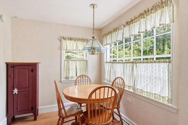 97 Green St, Needham, MA 02492