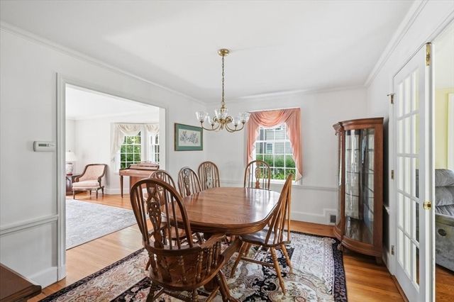 97 Green St, Needham, MA 02492