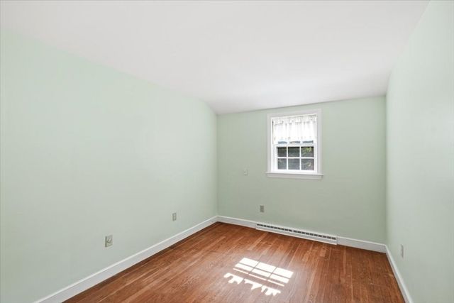 97 Green St, Needham, MA 02492