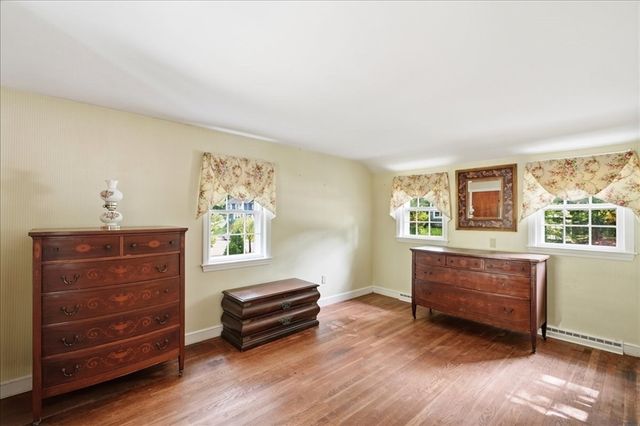 97 Green St, Needham, MA 02492
