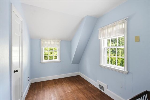 97 Green St, Needham, MA 02492