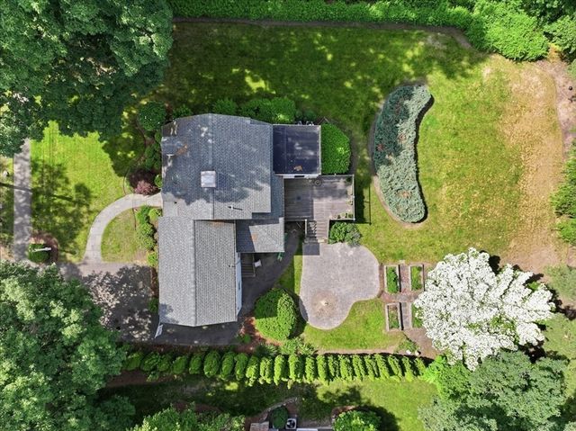 97 Green St, Needham, MA 02492
