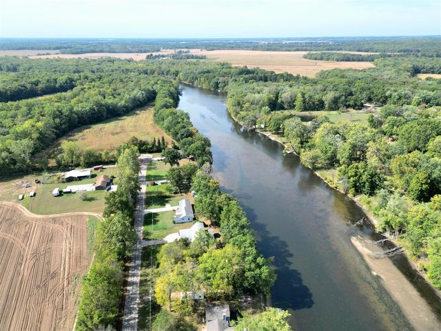 9070 St Joe River Road, White Pigeon, MI 49099