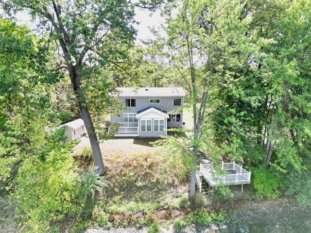9070 St Joe River Road, White Pigeon, MI 49099