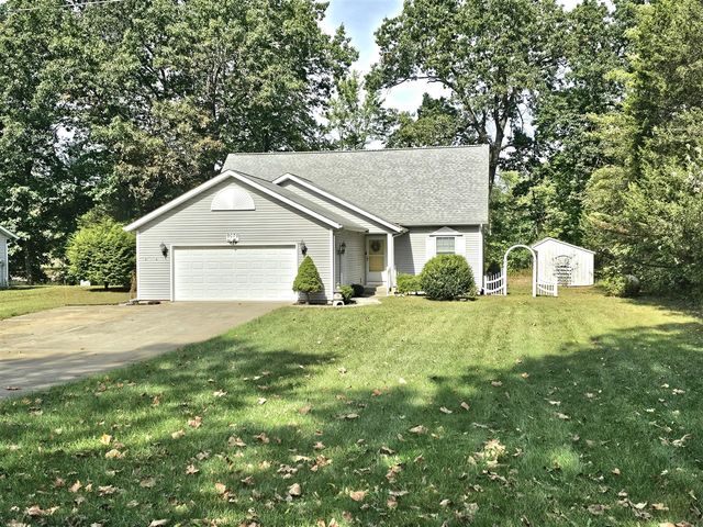 9070 St Joe River Road, White Pigeon, MI 49099