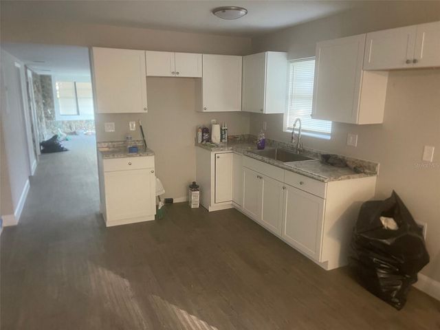 401 MARTIN LUTHER KING JR AVENUE, Wildwood, FL 34785