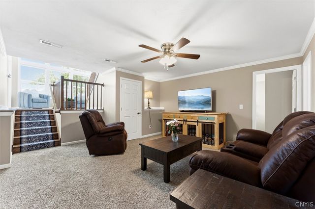 8684 Lavender Lane, Cicero, NY 13039