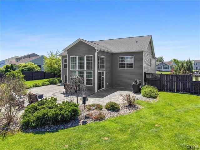 8684 Lavender Lane, Cicero, NY 13039