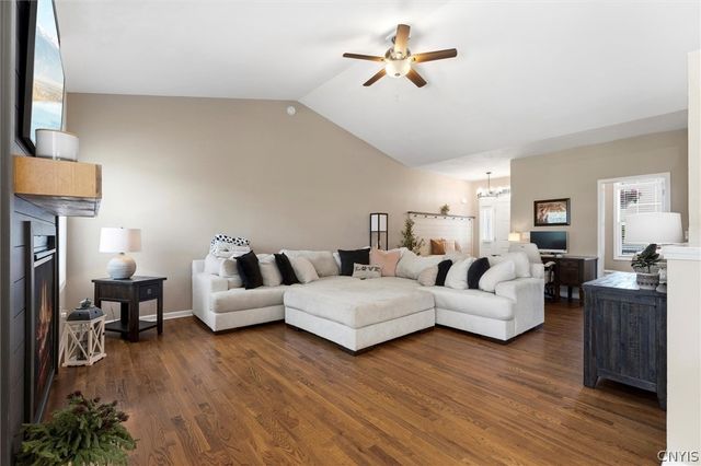8684 Lavender Lane, Cicero, NY 13039