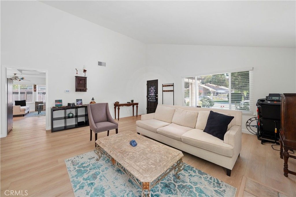 25347 Via Oriol, Valencia, CA 91355 — photo 4