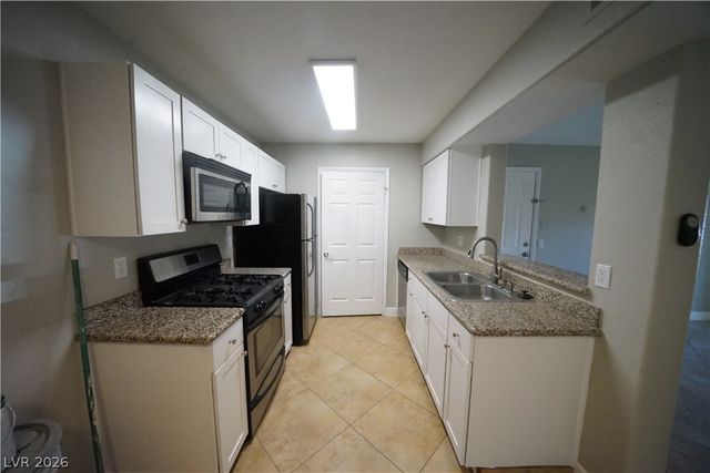 2120 Ramrod Avenue 411, Henderson, NV 89014