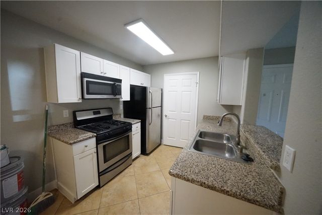 2120 Ramrod Avenue 411, Henderson, NV 89014