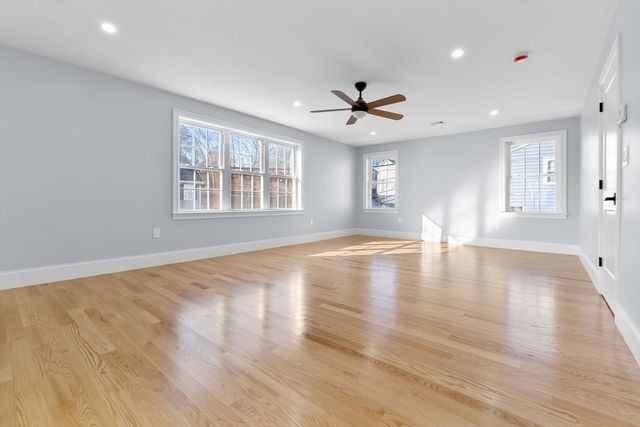 35 Liberty Ave, Revere, MA 02151