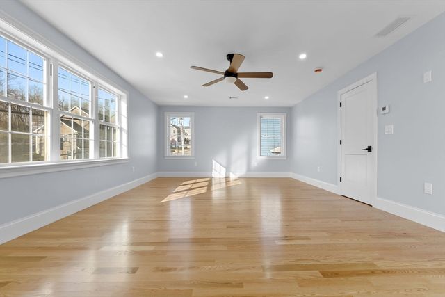 35 Liberty Ave, Revere, MA 02151