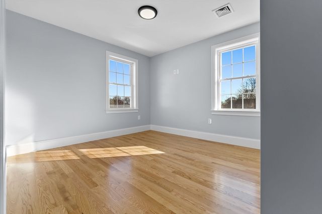 35 Liberty Ave, Revere, MA 02151