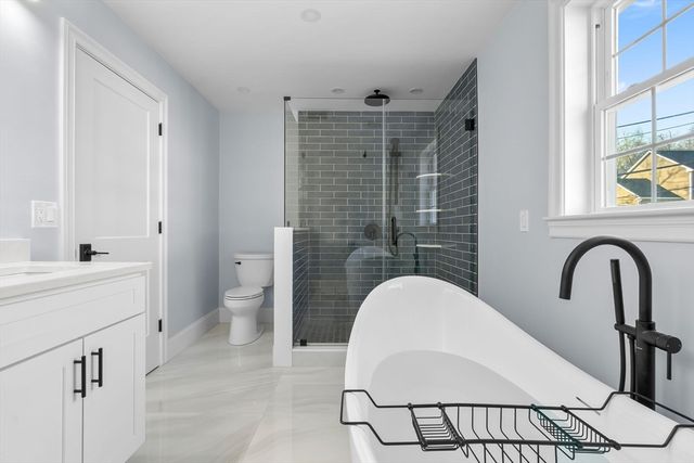 35 Liberty Ave, Revere, MA 02151