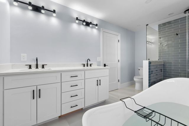 35 Liberty Ave, Revere, MA 02151