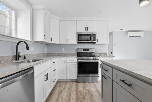 35 Liberty Ave, Revere, MA 02151