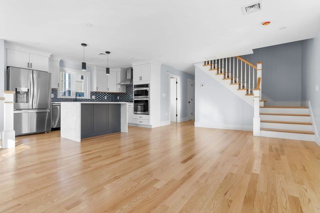 35 Liberty Ave, Revere, MA 02151