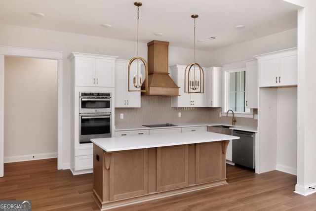 1004 Country Club Road, Perry, GA 31069