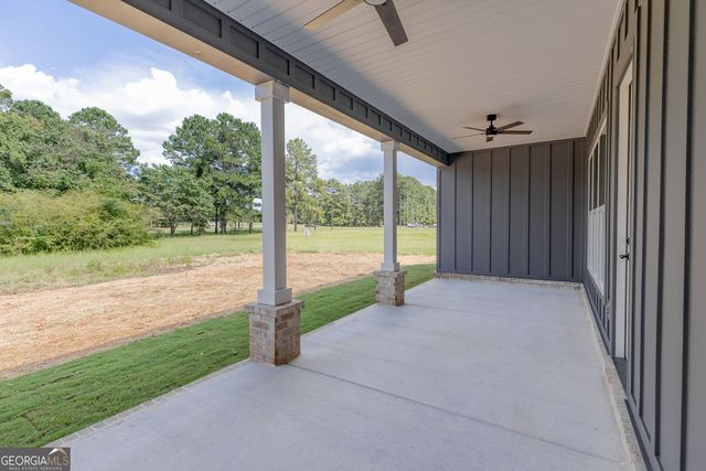 1004 Country Club Road, Perry, GA 31069
