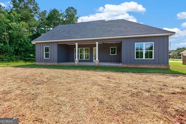 1004 Country Club Road, Perry, GA 31069