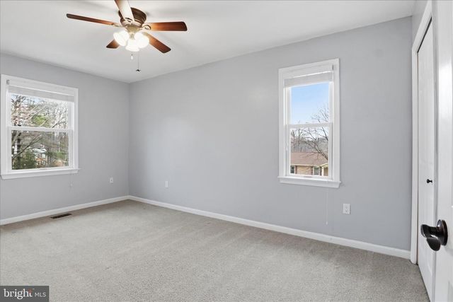 9712 KLIMT CT, Burke, VA 22015