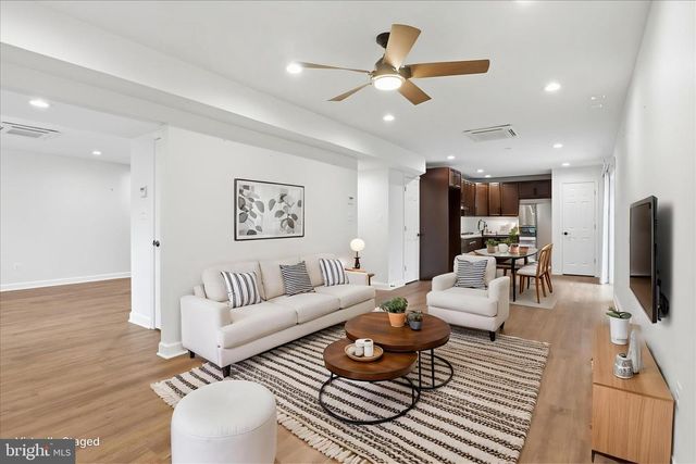 9712 KLIMT CT, Burke, VA 22015