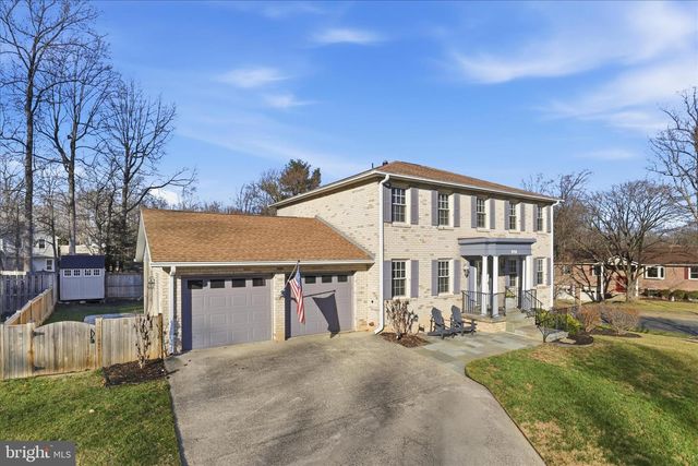 9712 KLIMT CT, Burke, VA 22015