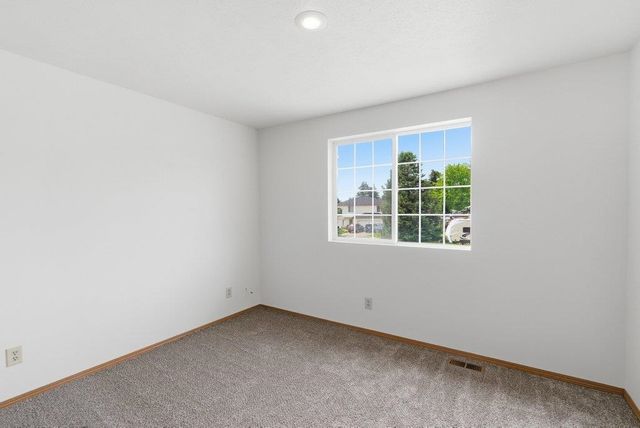4324 N Upland Ct, Spokane, WA 99216