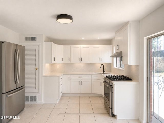 231 Mecca Drive, El Paso, TX 79907
