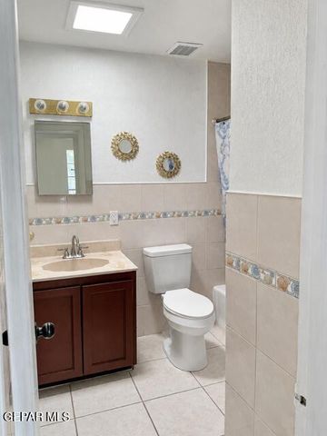 231 Mecca Drive, El Paso, TX 79907