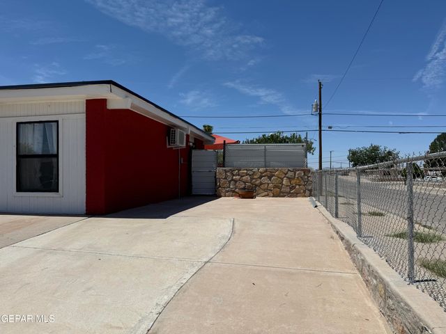 231 Mecca Drive, El Paso, TX 79907