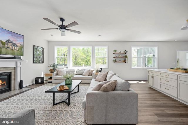 310 LIBERTY HALL DR, Fredericksburg, VA 22406