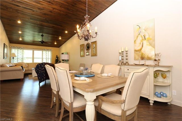 3563 Antarctic CIR 2102, Naples, FL 34112