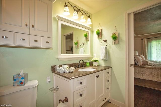 3563 Antarctic CIR 2102, Naples, FL 34112