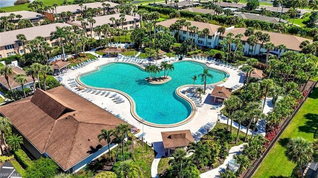 3563 Antarctic CIR 2102, Naples, FL 34112