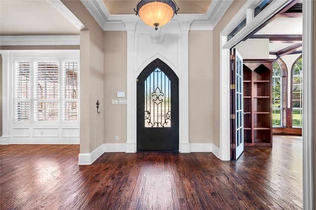 105 Zephyr Court, Aurora, TX 76078