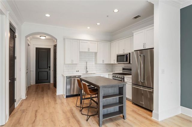 625 Piedmont Avenue NE 3002, Atlanta, GA 30308
