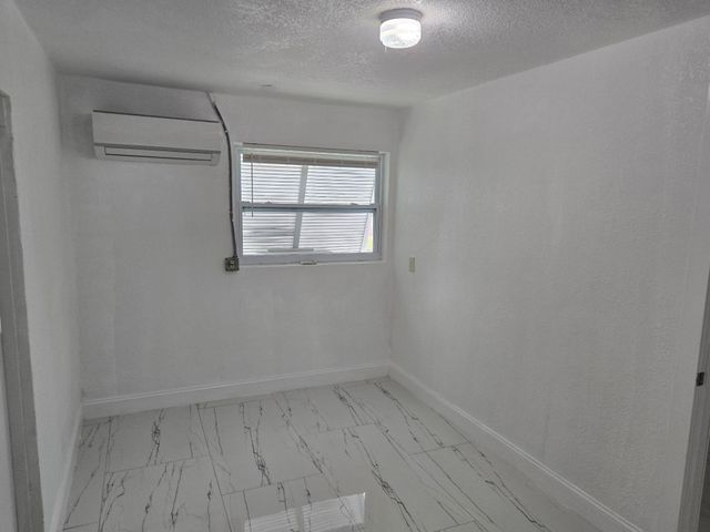 511 N 65th Avenue, Hollywood, FL 33024