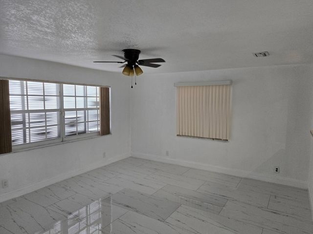 511 N 65th Avenue, Hollywood, FL 33024