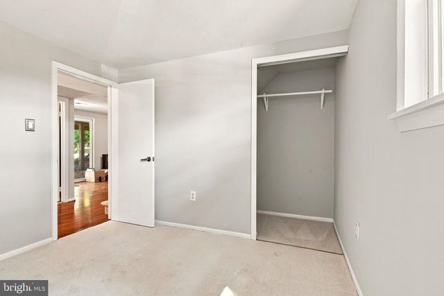 5256 MEDWICK CT, Woodbridge, VA 22193