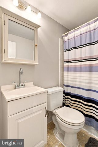 5256 MEDWICK CT, Woodbridge, VA 22193
