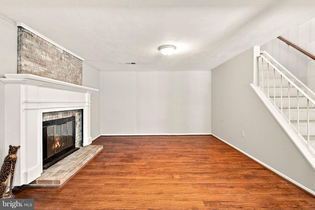 5256 MEDWICK CT, Woodbridge, VA 22193