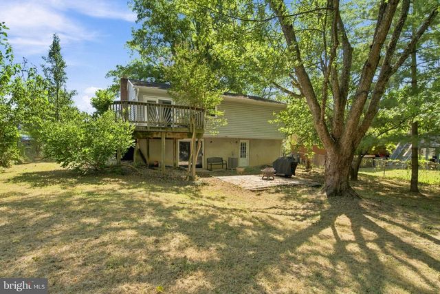 5256 MEDWICK CT, Woodbridge, VA 22193