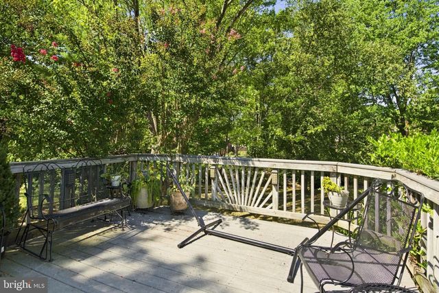 5256 MEDWICK CT, Woodbridge, VA 22193
