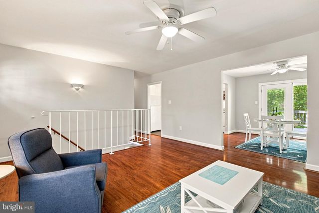 5256 MEDWICK CT, Woodbridge, VA 22193