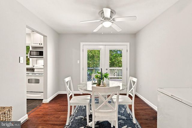 5256 MEDWICK CT, Woodbridge, VA 22193