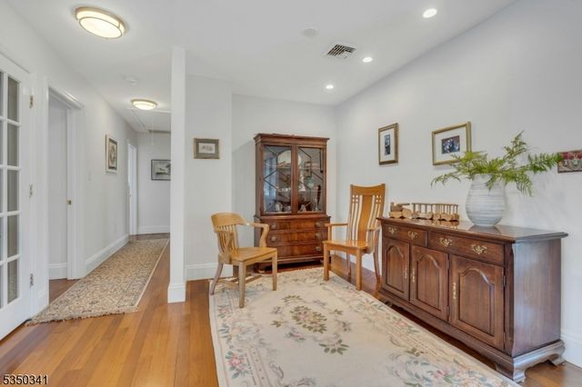 71 New St, Allendale Boro, NJ 07401